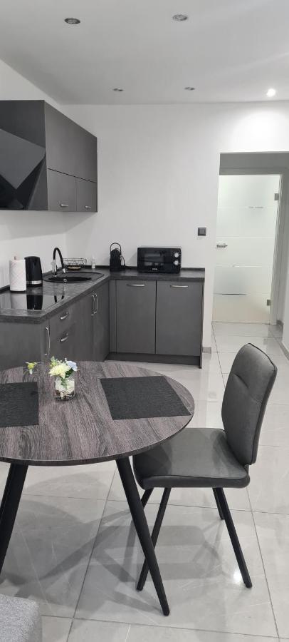 Apartman Julija 1 ริเยกา ภายนอก รูปภาพ